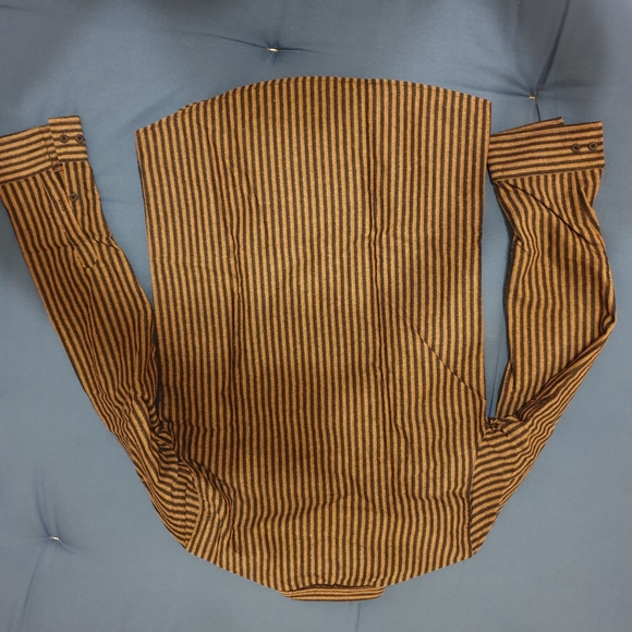 The Rigans collection shirt 👔 - Picture 2 of 4